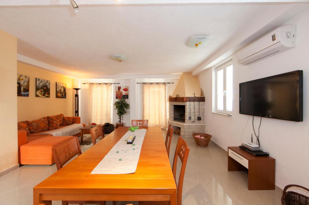 Villa Intrada ברלה מראה חיצוני תמונה